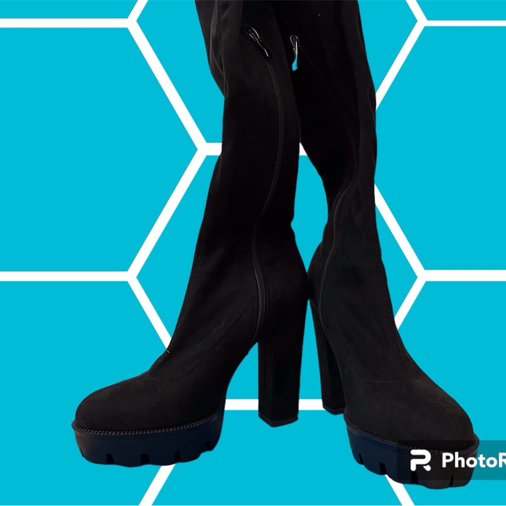 “No Ankle Biters For Me Please” - OverKnee Suede Boots